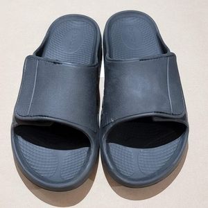 OOFOS Slides Mens Size 14